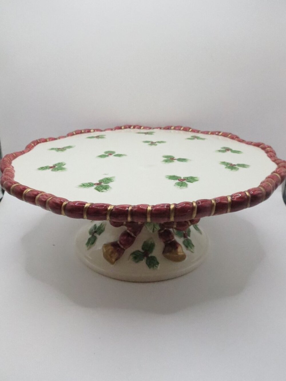 Fitz and Floyd 10" Pedestal Cake Stand Old World Santa Deck the Halls Series.